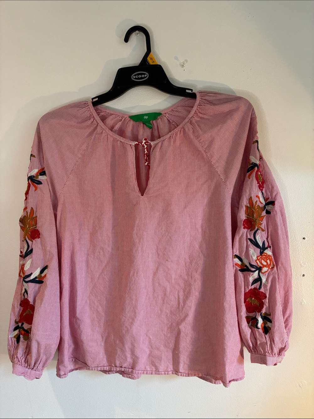 dip red & white pinstriped long sleeves floral embroidery boxy fit cotton top L